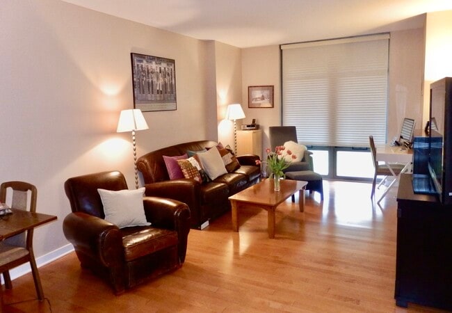 Bright, Open Concept Living Room - 475 K St NW Unit 405