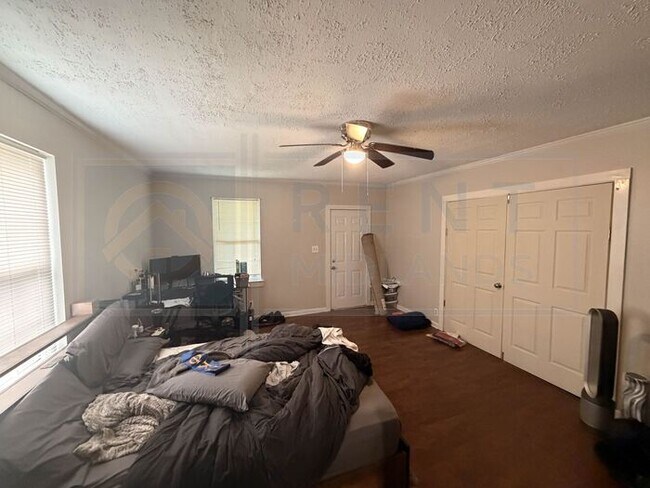 Photo - Move in to Olympia!