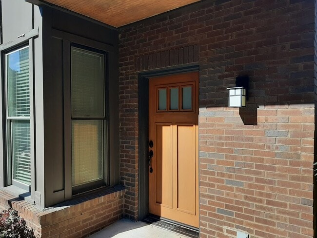 Photo - 510 Madison St