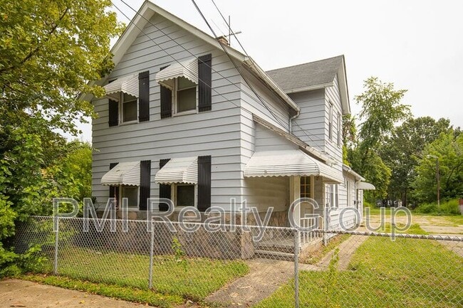 Photo - 3295 W 46th St