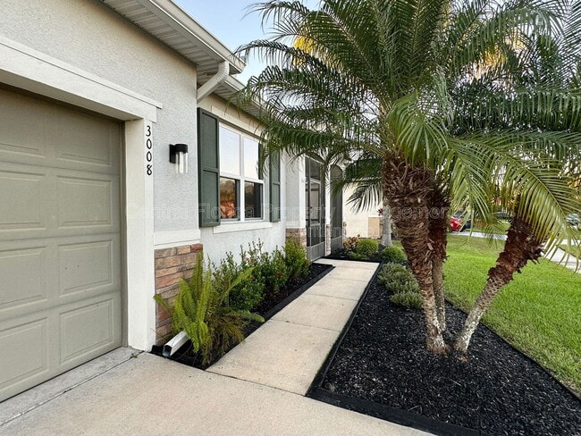 Photo - 3008 Boat Lift Road