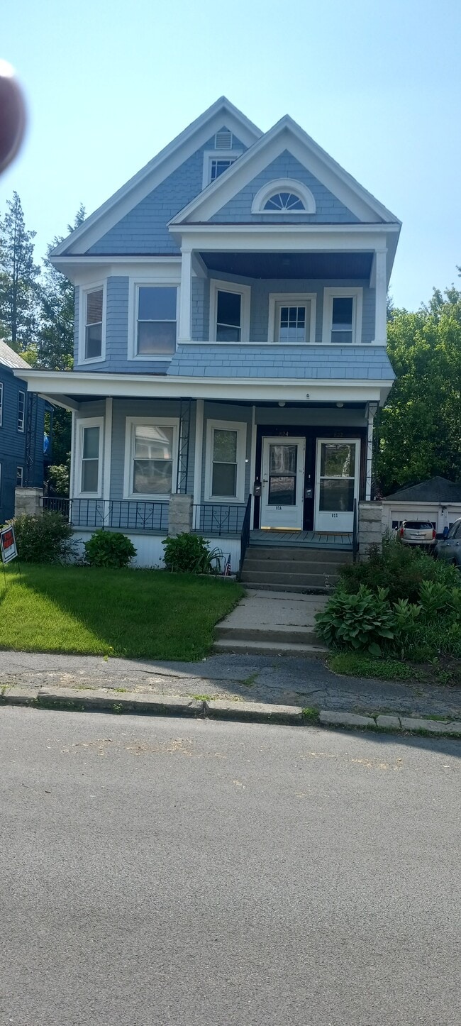 Photo - 824 Hampton Ave Apartments Unit 2 - 2nd Fl