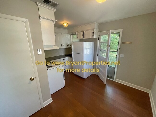 Photo - 1915-B Sweetbriar Ave - Nashville, TN 37212