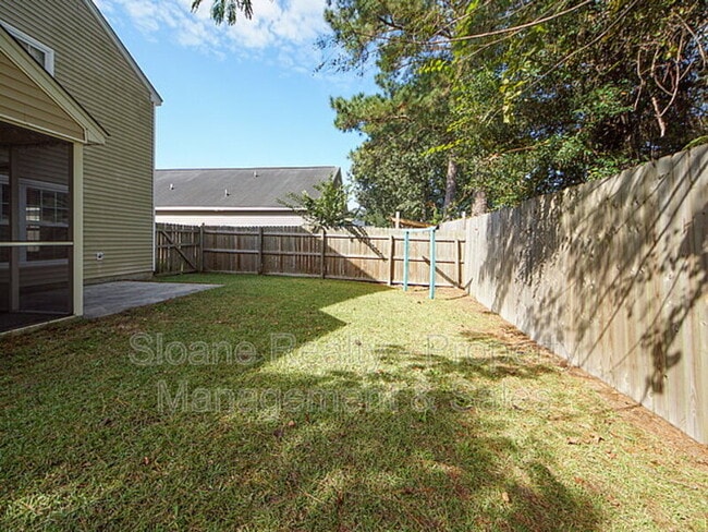 Photo - 1118 Deerberry Rd