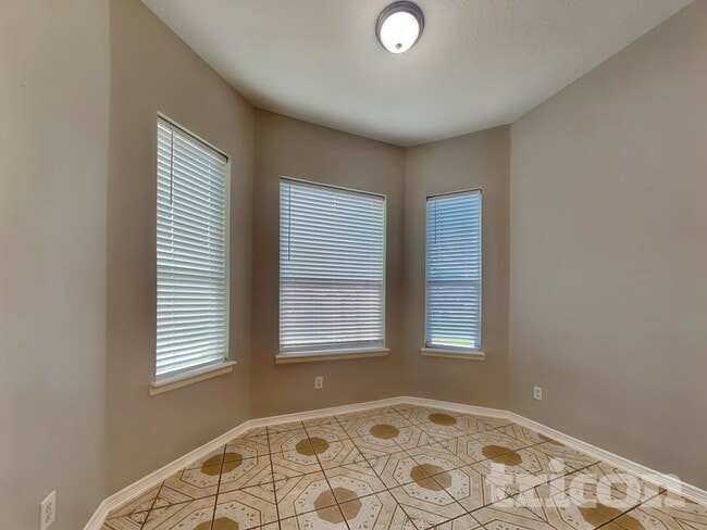 Photo - 10834 Golden Sunshine Dr