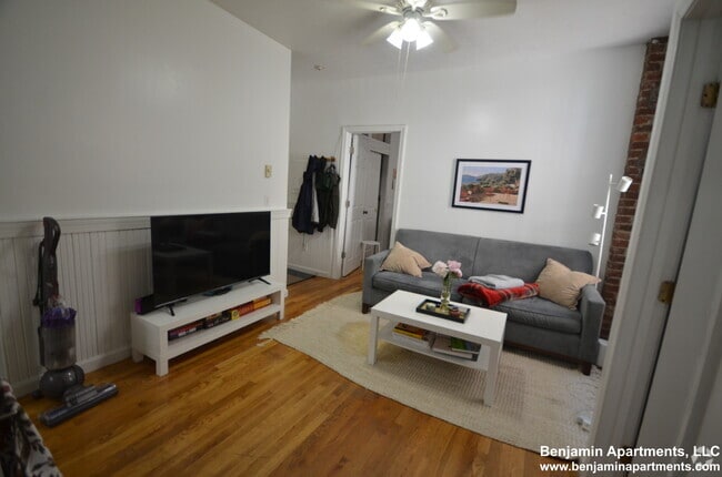 Building Photo - 14 Cleveland Pl Unit 8 Rental