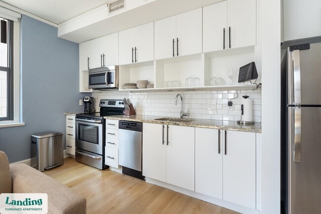 Photo - 933 McGee St Unit 1-501