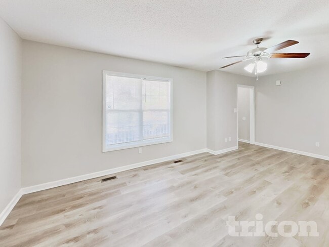 Photo - 701 Avondale Dr