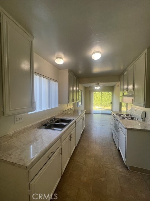 Photo - 12123 Eastman St