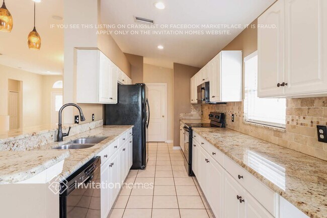 1022 Torreya Way