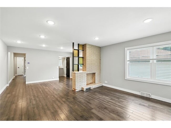 Building Photo - 3284 Idaho Ave S Rental