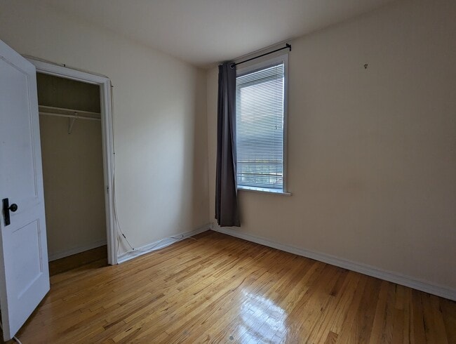 Photo - 3040 W Wellington Ave Unit 1