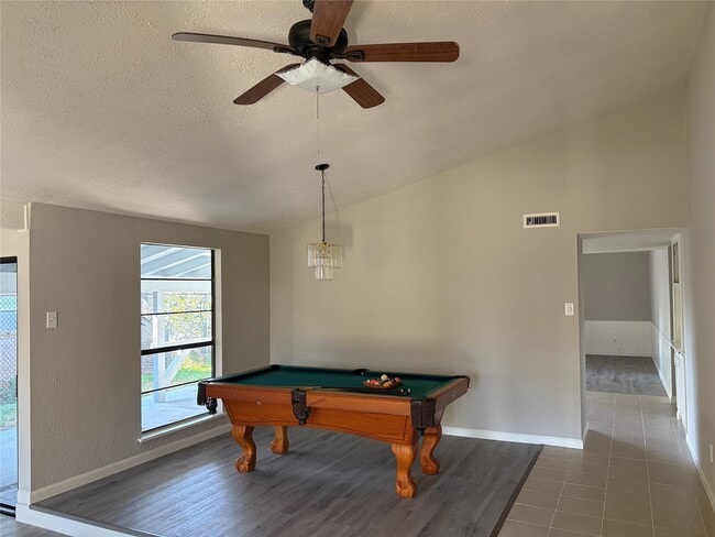 Photo - 15730 Corsair Rd