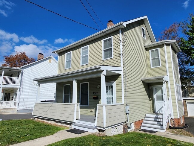 Photo - 150 George St