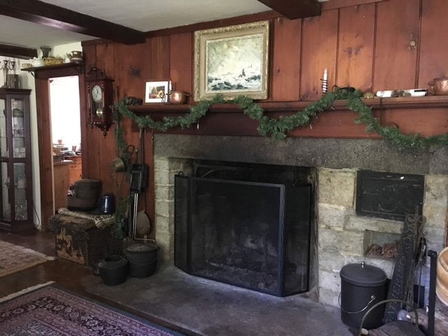 Photo - 200 Lovers Ln