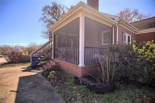 Photo - 7439 Lewis Ave