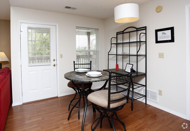 1 BD Dining Room