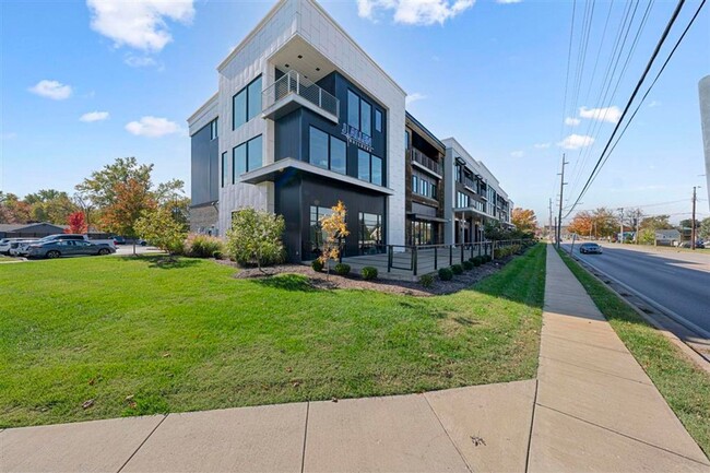 Building Photo - 1131 Fairview Ave Unit 1131 Fairview Avenue