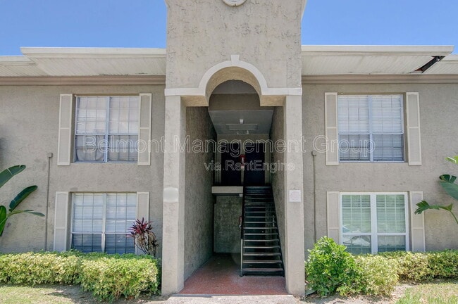 Building Photo - 375 Wymore Rd Unit 103