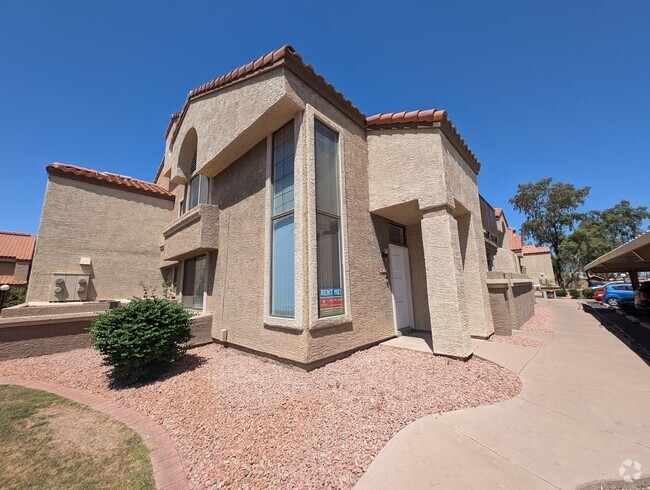 Building Photo - 2 Bedroom Condo Unit in the Papago Park Vi...