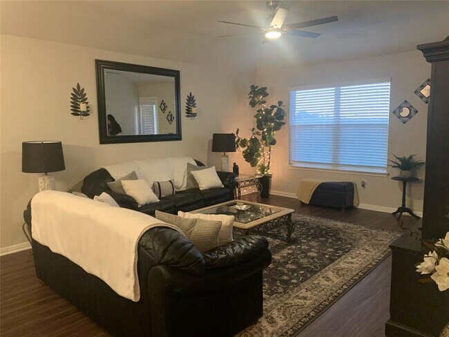 Photo - 1208 Fairhaven Gtwy