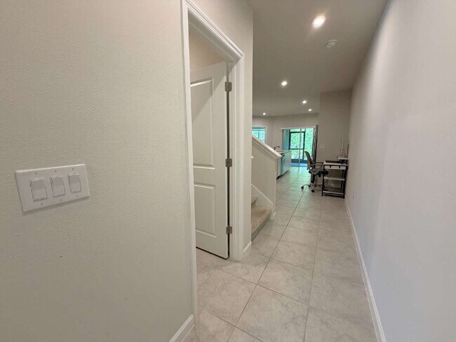 12040 Grizzly Ln