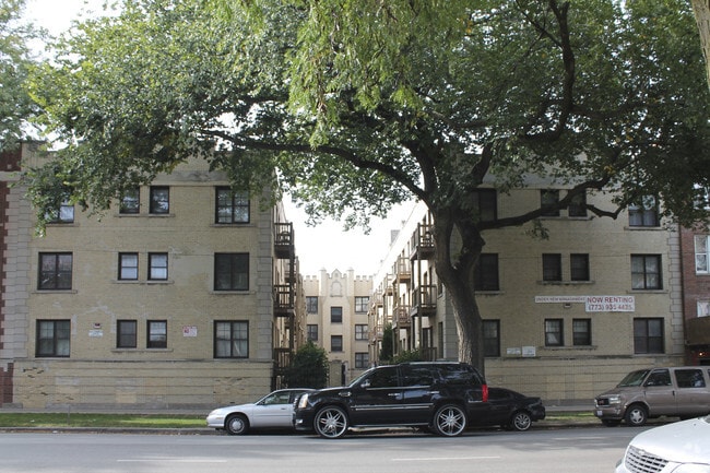 Photo - 4230-38 Michigan