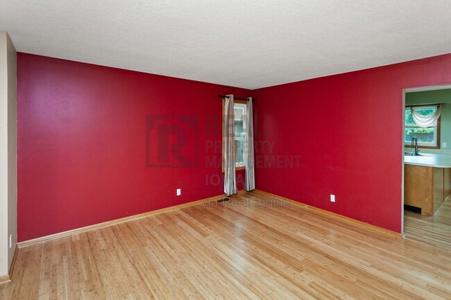 Photo - 8912 Highland Oaks Dr