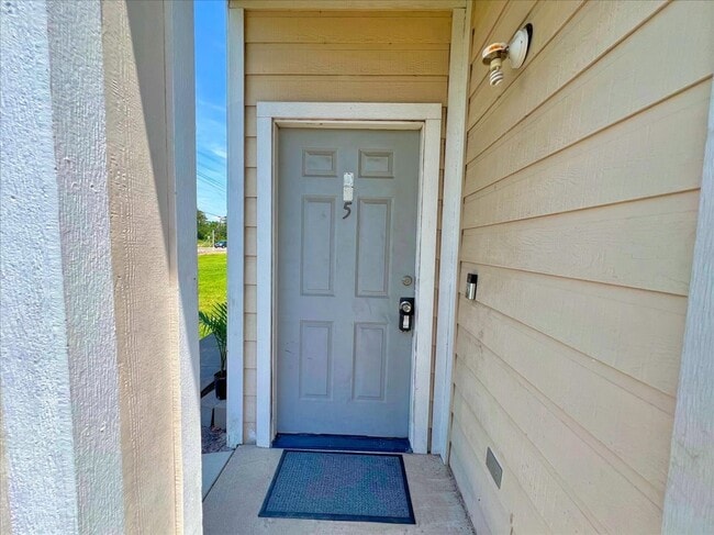 Building Photo - 13117 Vickery St Rental