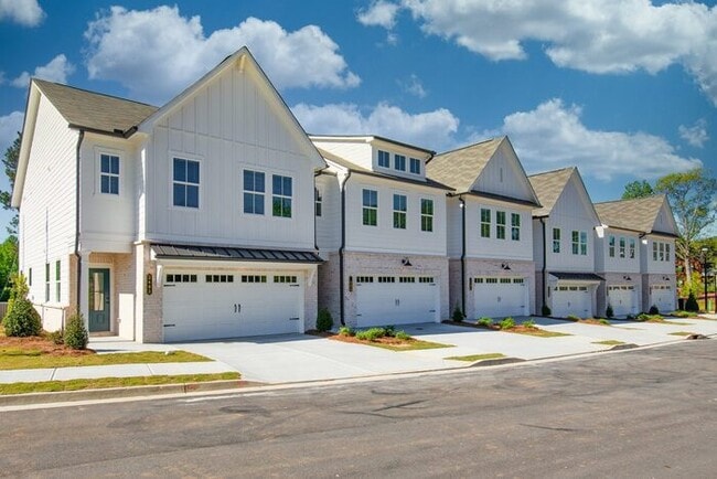 Building Photo - Brand New 3 Bedroom Townhome!