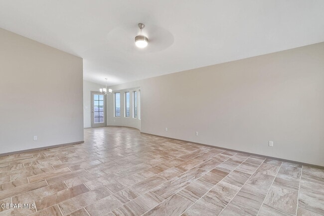 Photo - 13736 Flora Vista Ave