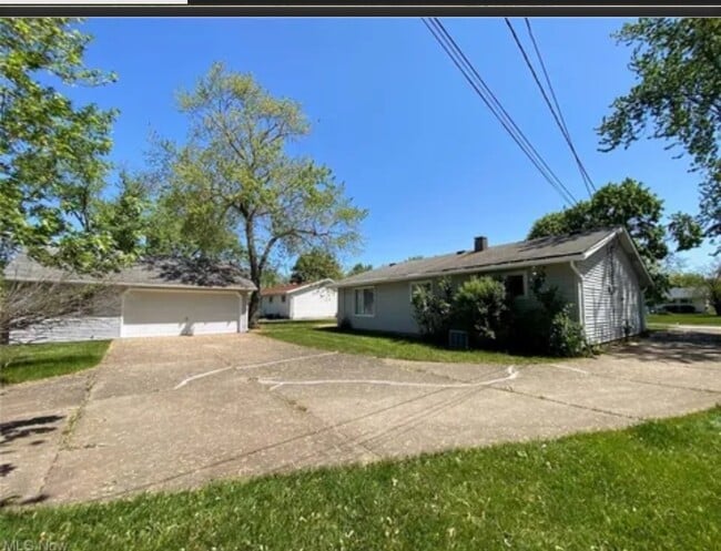 Photo - 6002 Randy Rd