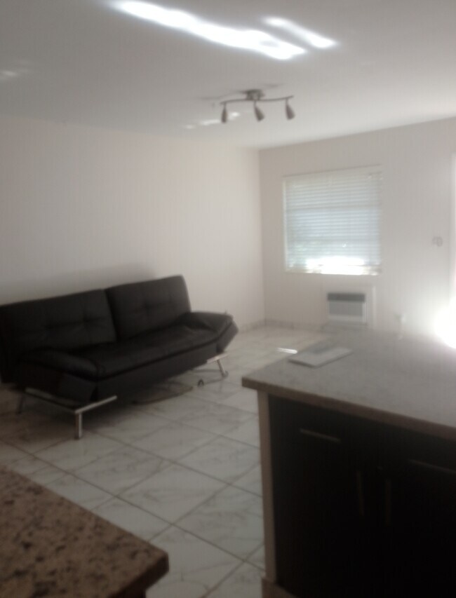 Photo - 2241 Monroe St Unit 10