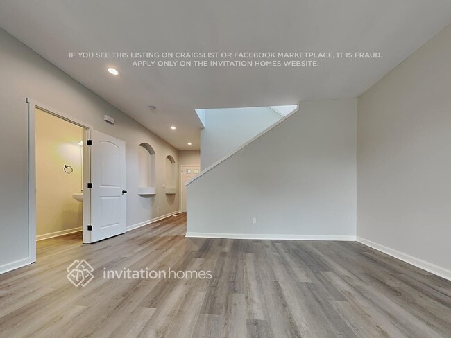 Photo - 7068 Bailey St SE
