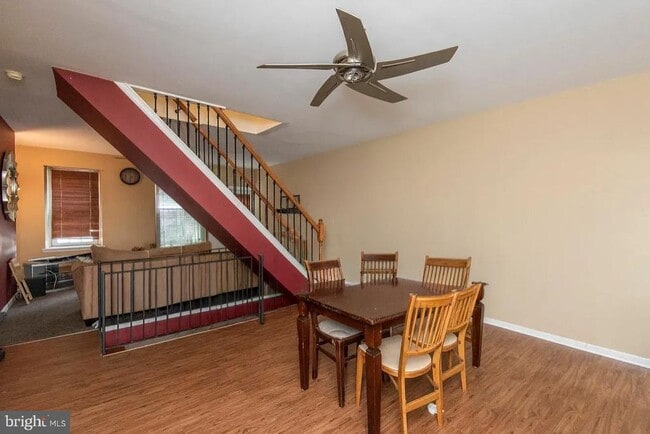 Photo - 235 Hermitage St