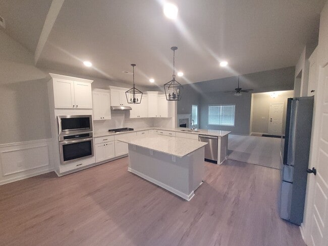 Photo - 4 bedroom 2.5 bath