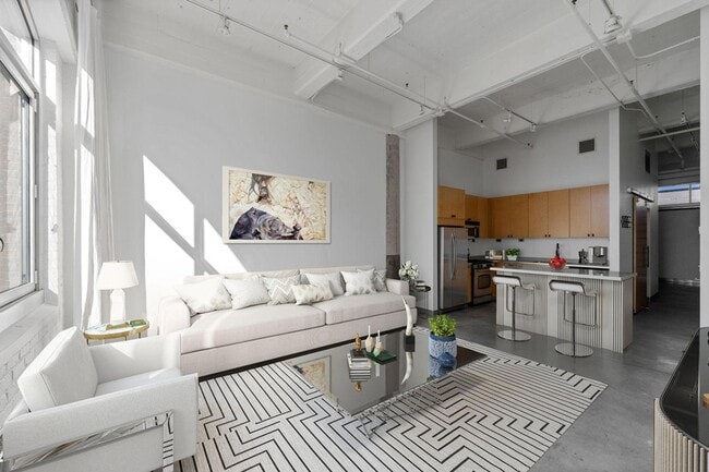 Photo - 700 N Washington Ave