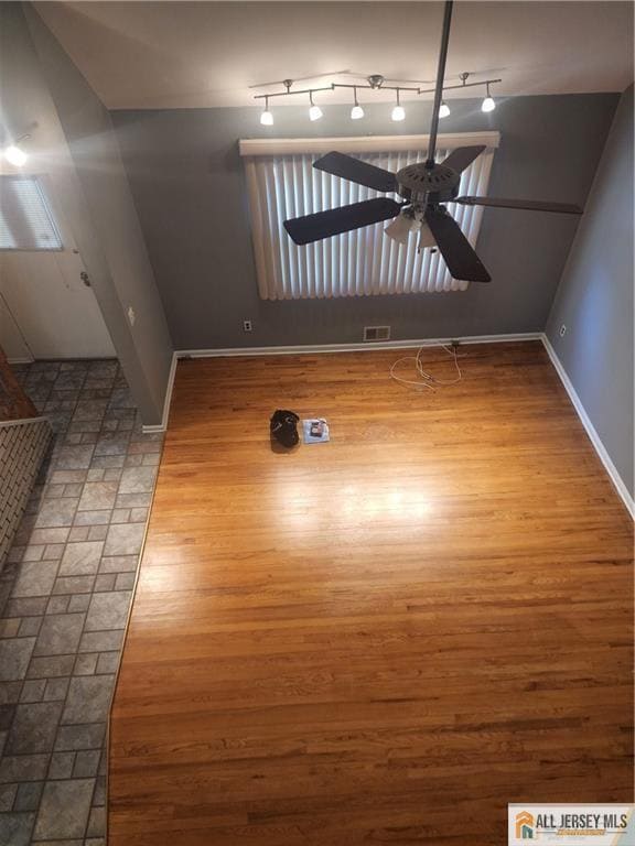 Photo - 28 Piccadilly Circus St