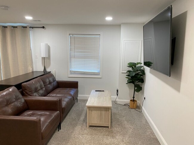 Photo - 7416 Rhondda Dr