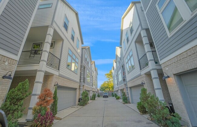 Photo - 622 Janisch Rd Townhome