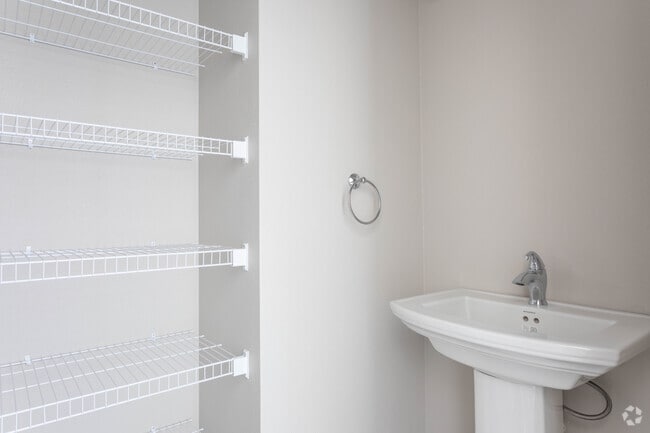 1Bd / 1.5Ba - The Hamilton at Lakeside