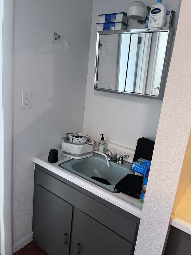 Photo - 920 James Ct Unidad 4