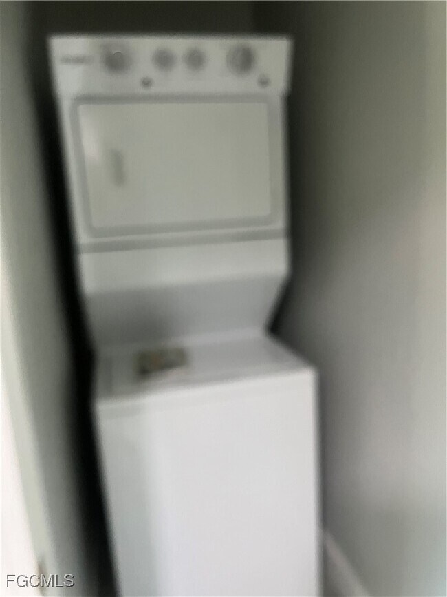 Photo - 154 Broward Ave