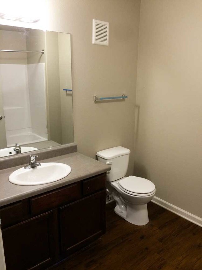 Photo - The Grove Apartments