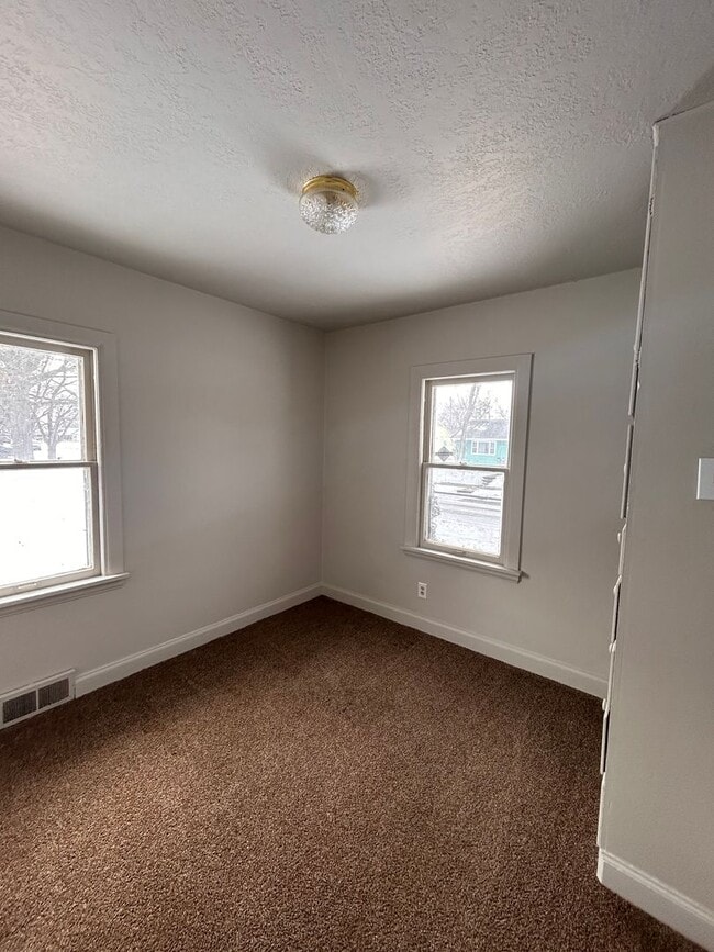 Photo - 540 Congress Ave