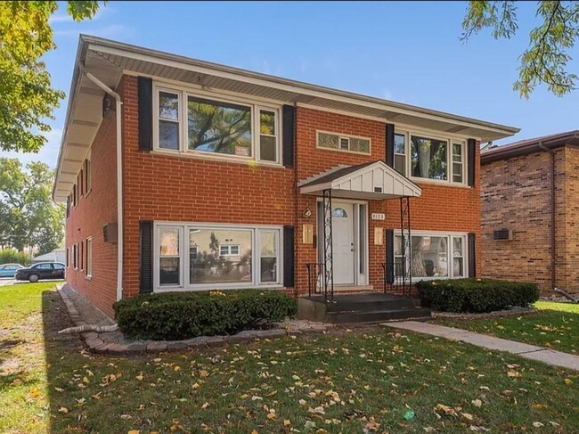 Building Photo - 9125 Sahler Ave Unit 2W