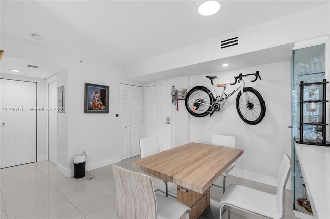 Photo - 1155 Brickell Bay Dr Unit 303