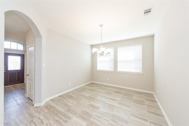 5626 Verona Ridge Dr
