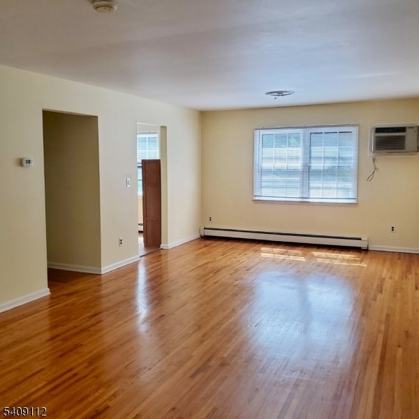 Photo - 54 S Spruce St