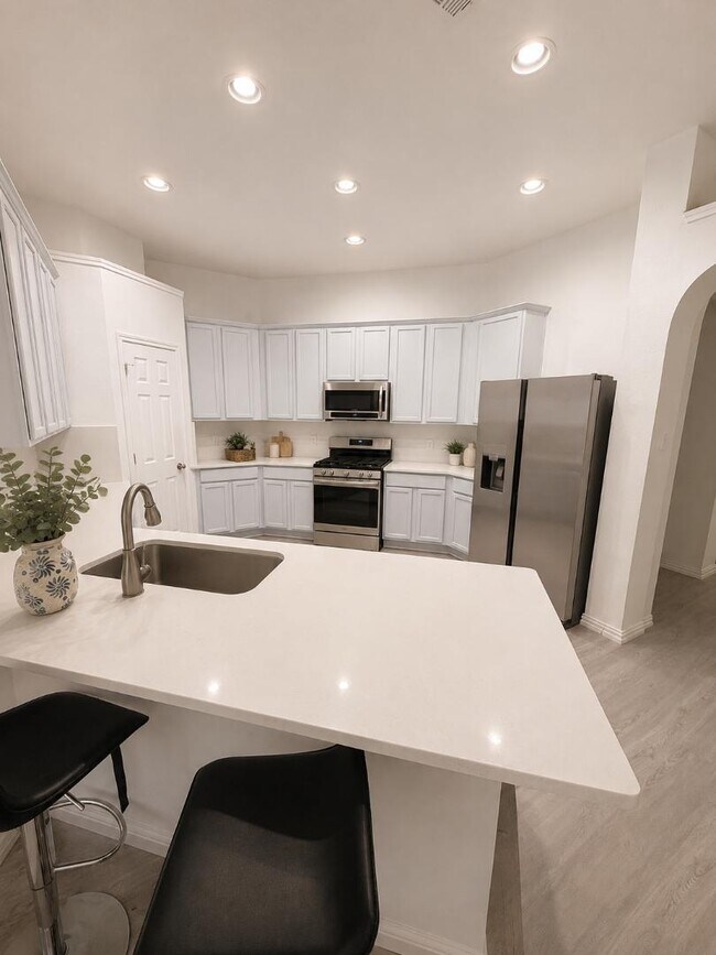 Photo - 11330 Henderson Dr
